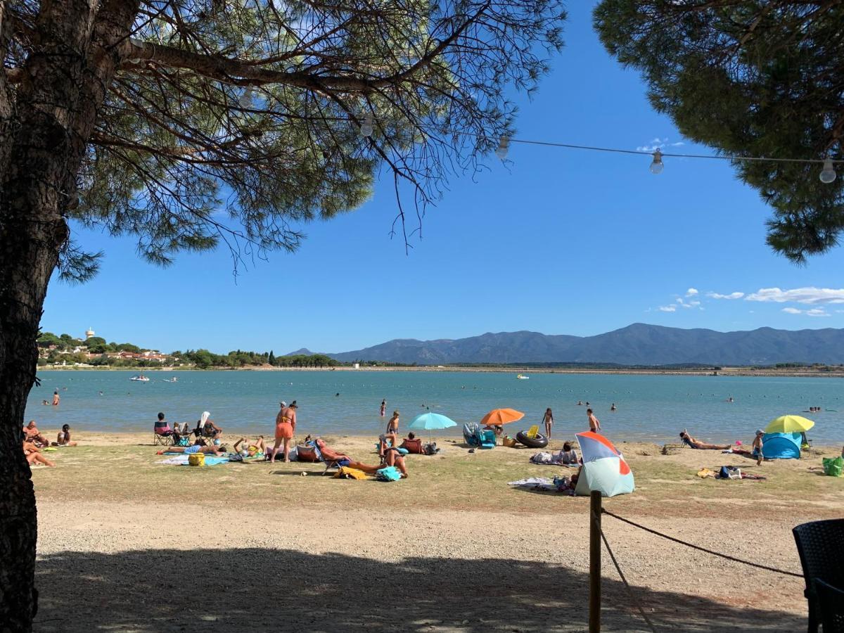Charmant Logement Avec Piscine Saint-Feliu-d'Avall Exterior foto